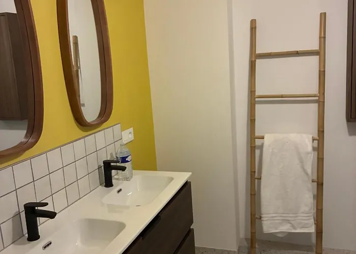 Porte Jeune - 3 Balcon Fibre Netflix *